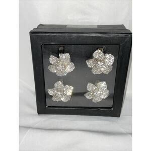 NEW TAHARI HOME RHINESTONE NAPKIN RING SET FLOWER Crystal Silver Jeweled